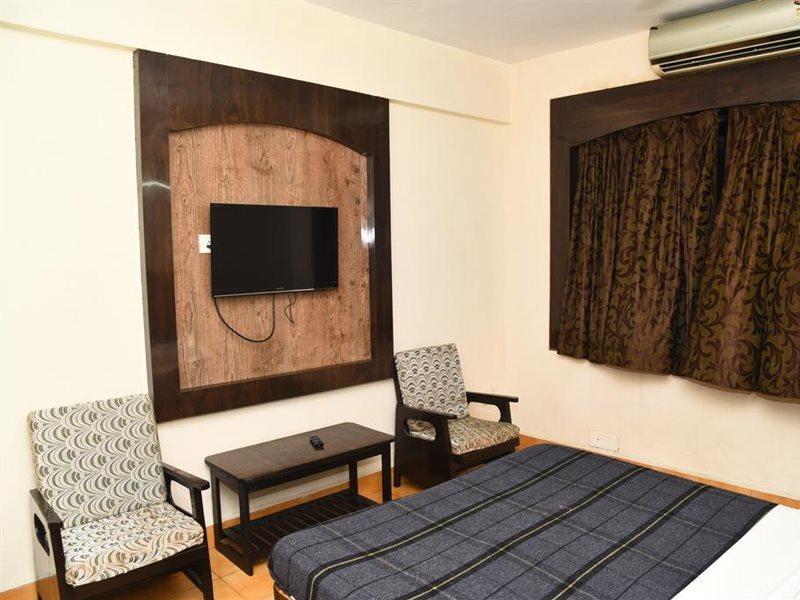 Hotel Mars Csennai Kültér fotó