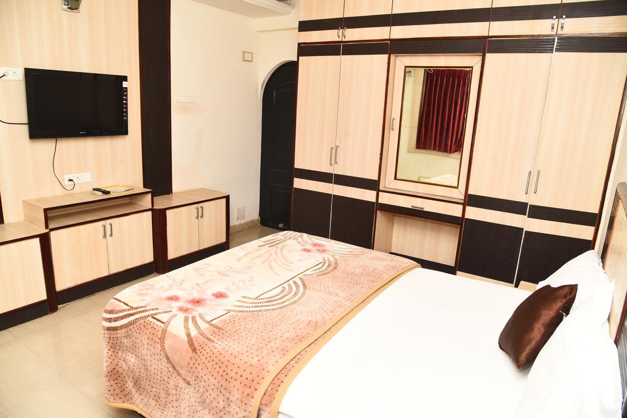 Hotel Mars Csennai Kültér fotó